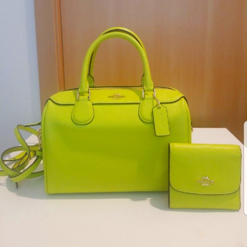 Rare Coach Limited edition Neon yellow/green satchel and wallet set